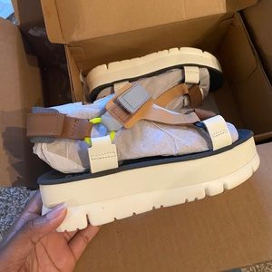 New Camper Oruga flatform sandals